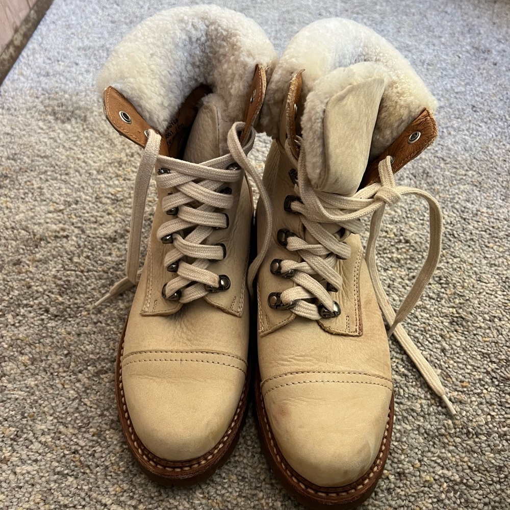 Frye Women’s Samantha Hiking Weatherproof Boot (Cream) - Size 7.5